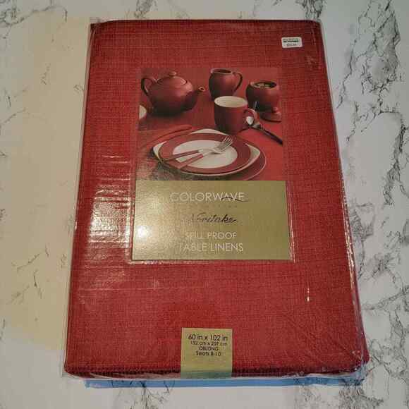 NORITAKE COLORWAVE 60 x 102 inch Spill Proof Table Linen Oblong Raspberry - Picture 1 of 9